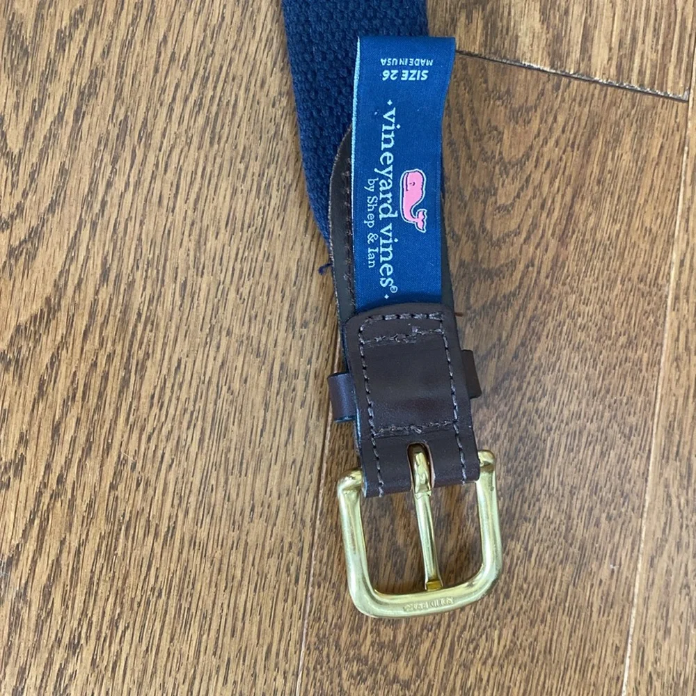 Vineyard Vines Fish Belt Brown Leather Silk Print Sz 26”